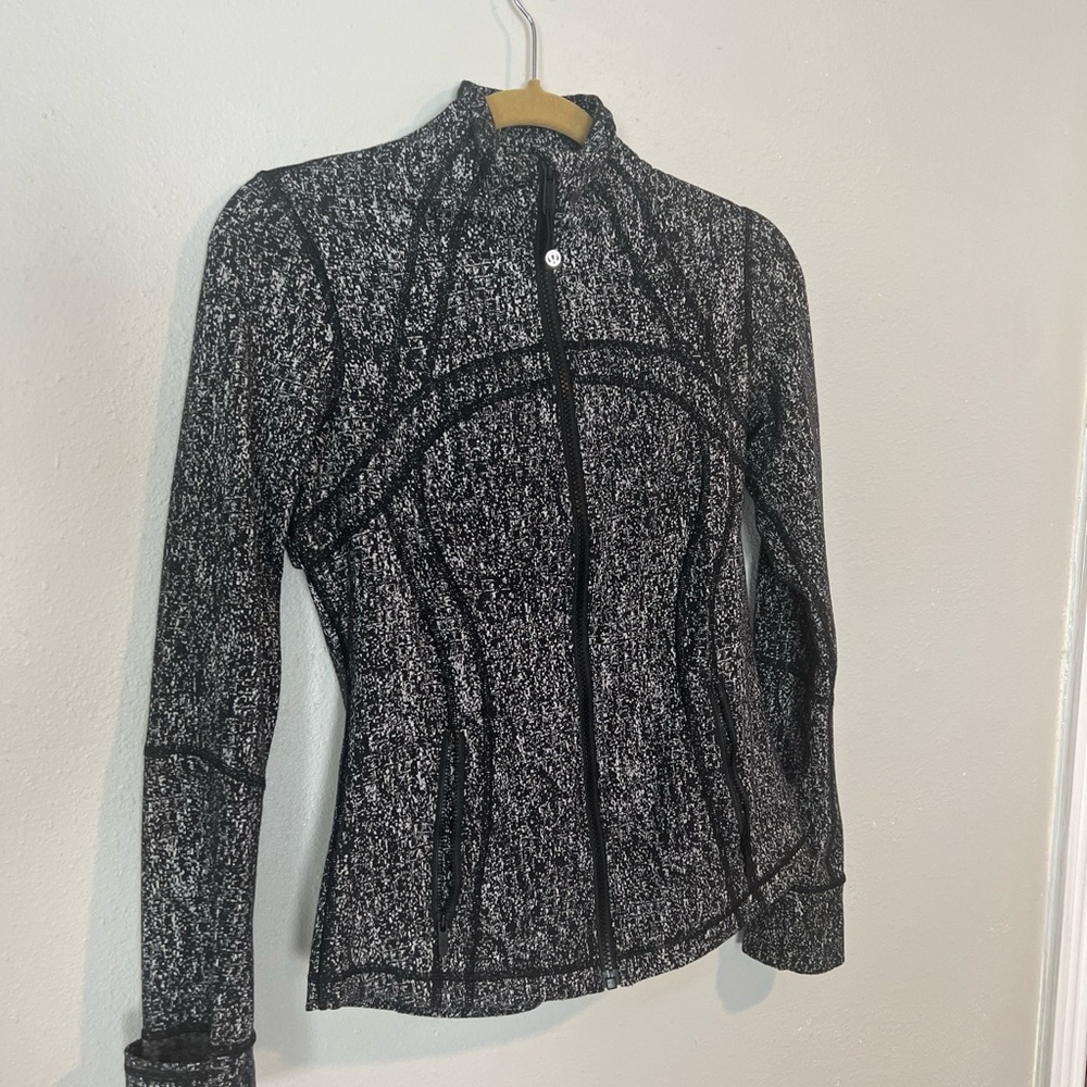 Women’s lululemon jacket